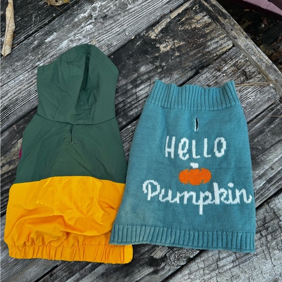 Dog Clothes - Picture 1 of 2